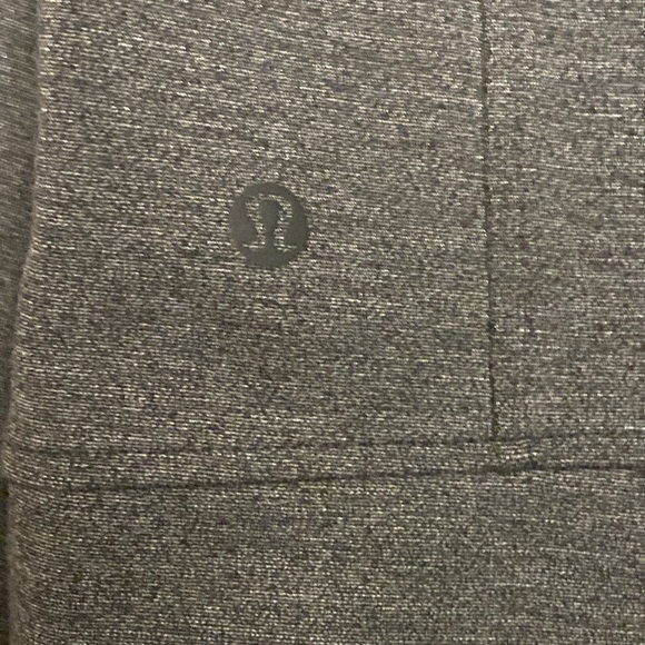 Lululemon On Track Crew Neck Sweatshirt, Size 6, Color Heathered Black - Picture 9 of 13